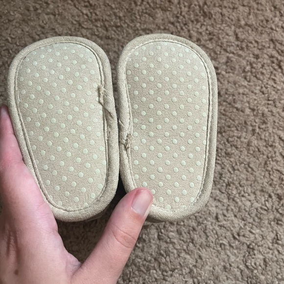 Stepping Stone Gold Baby Booties - Picture 2 of 6